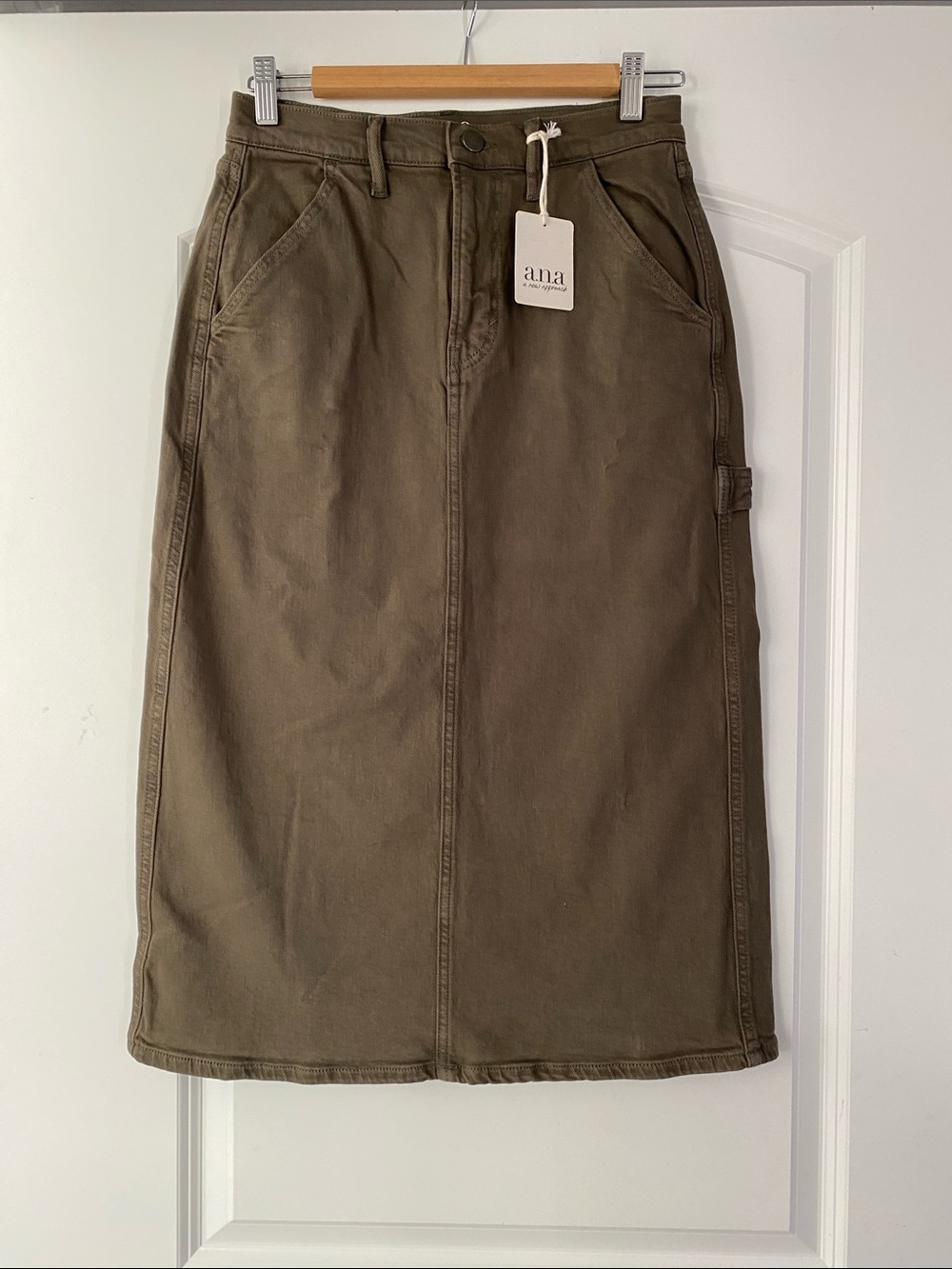 a.n.a Olive Utility Midi Skirt with Belt Loop Detail